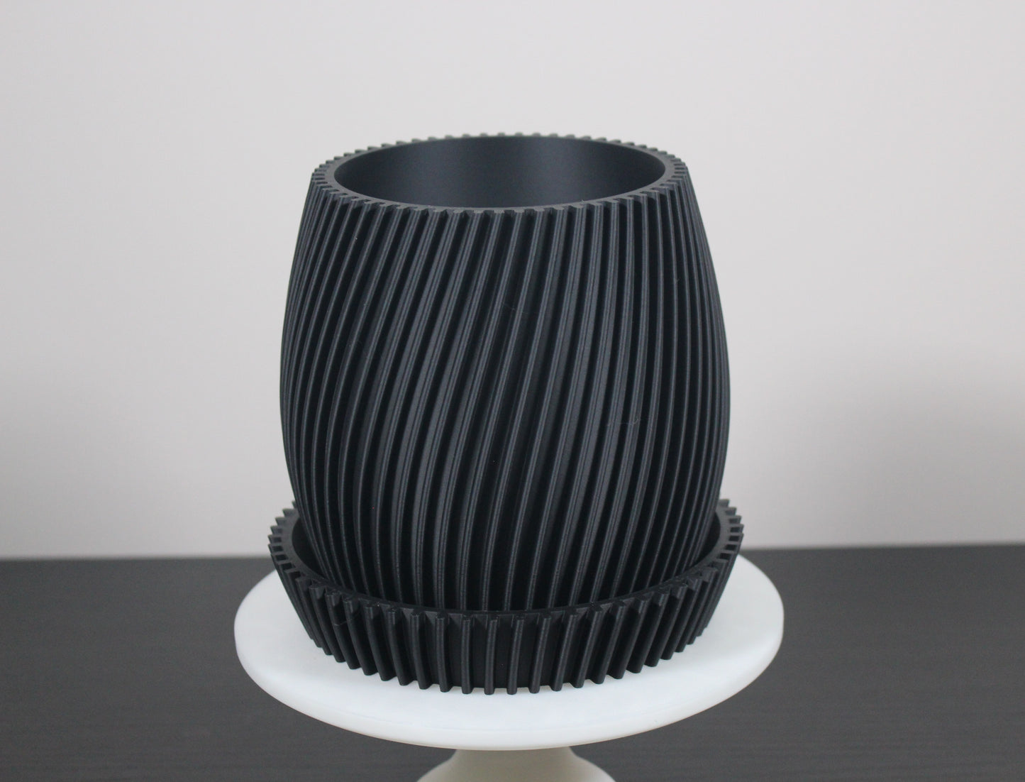 Ribbed Planter