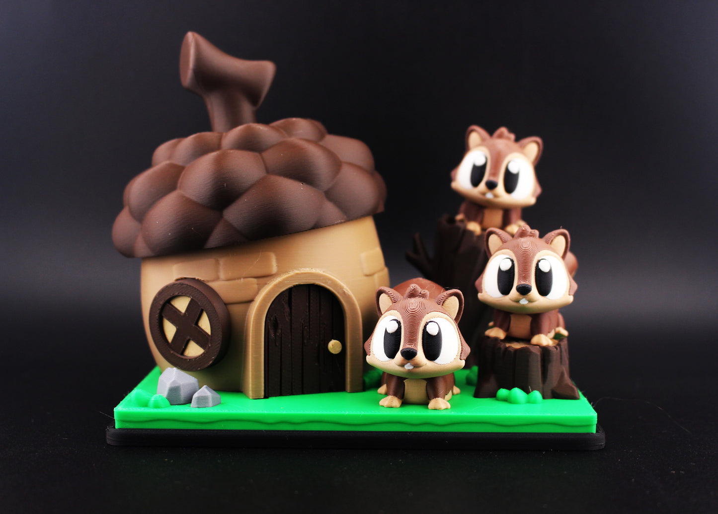 Squirrel Acorn Hut